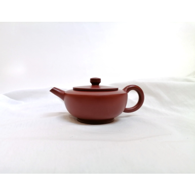 Чайник исинский - Медвежонок ('Сяо Сюн'),  форма лампа, глина, 150 мл